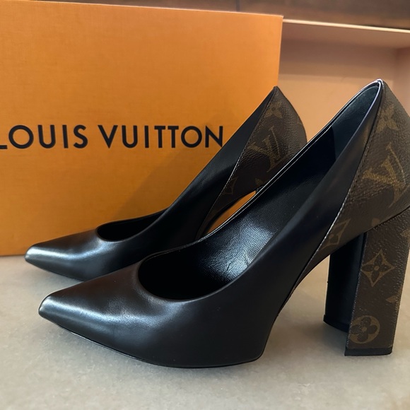 Louis Vuitton pumps size 7 - Picture 4 of 4